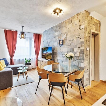 Zazi Apartmany Mýto pod Ďumbierom Eksteriør billede