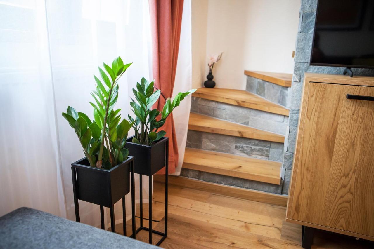 Zazi Apartmany Mýto pod Ďumbierom Eksteriør billede